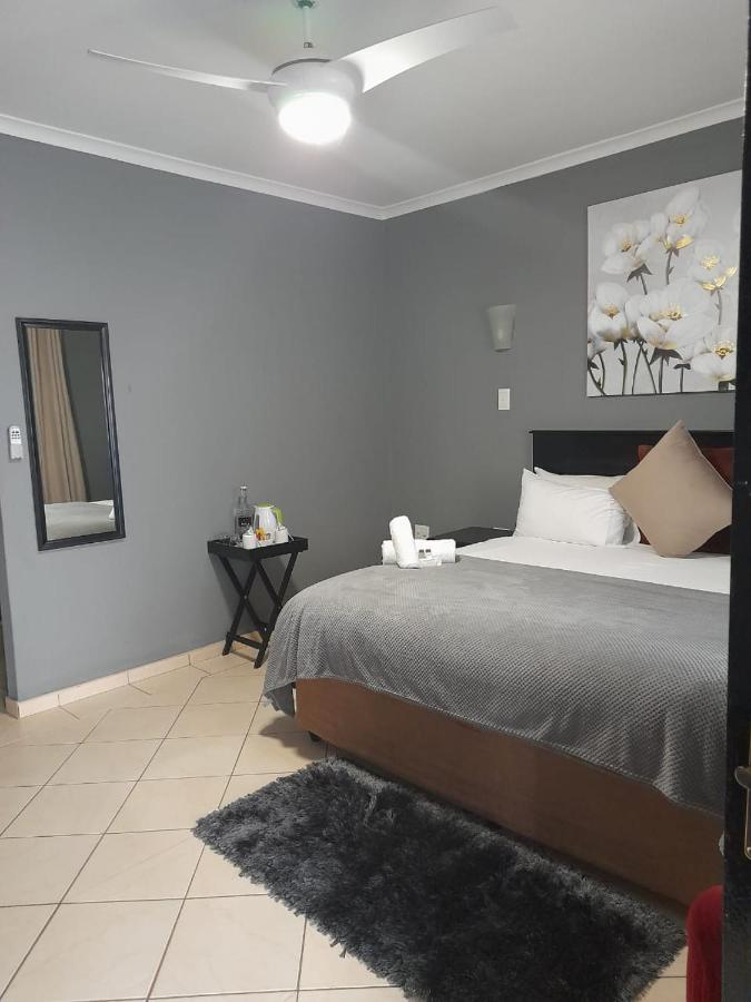 Nongoma Lodge & Inn Cc Экстерьер фото