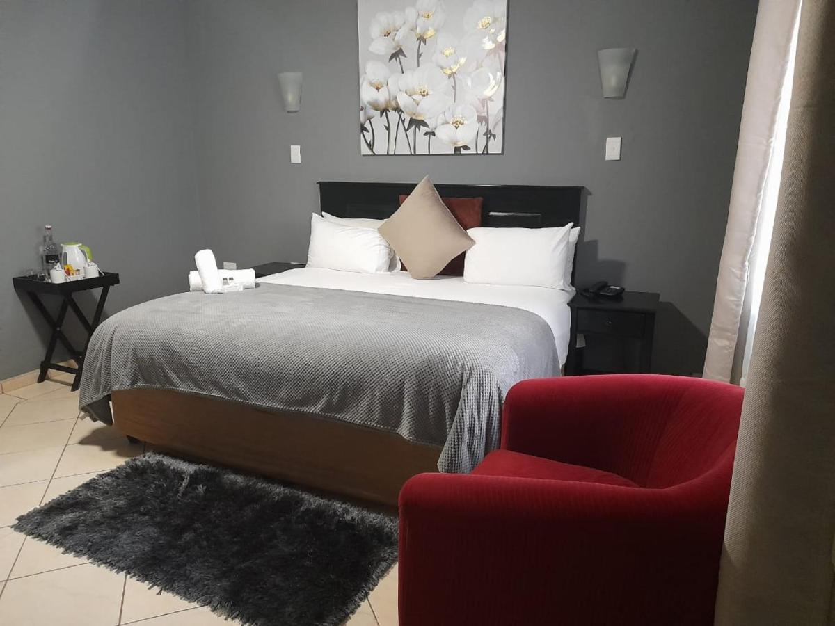 Nongoma Lodge & Inn Cc Экстерьер фото