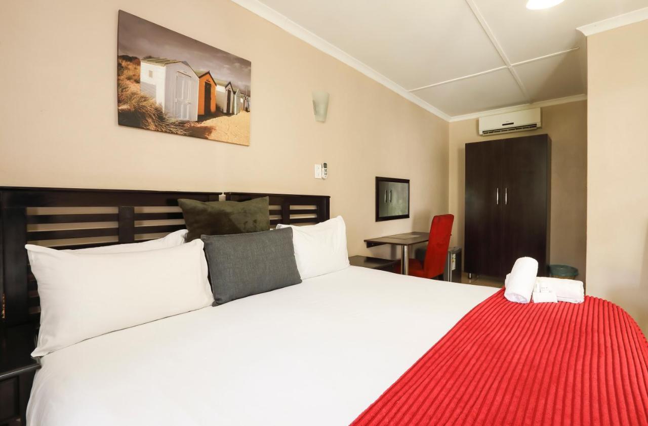 Nongoma Lodge & Inn Cc Экстерьер фото